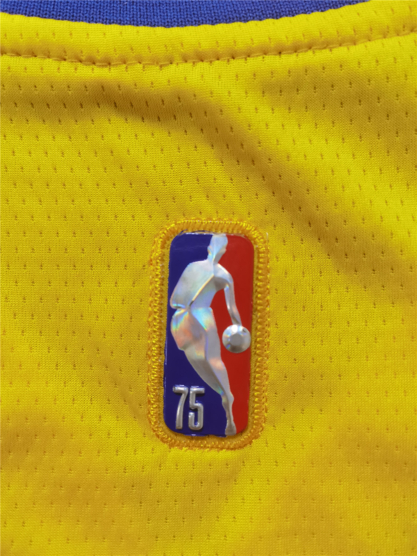 8f37c38e