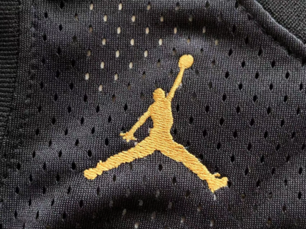 E7098695-A2FC-4AE3-8542-17E2143ED51C